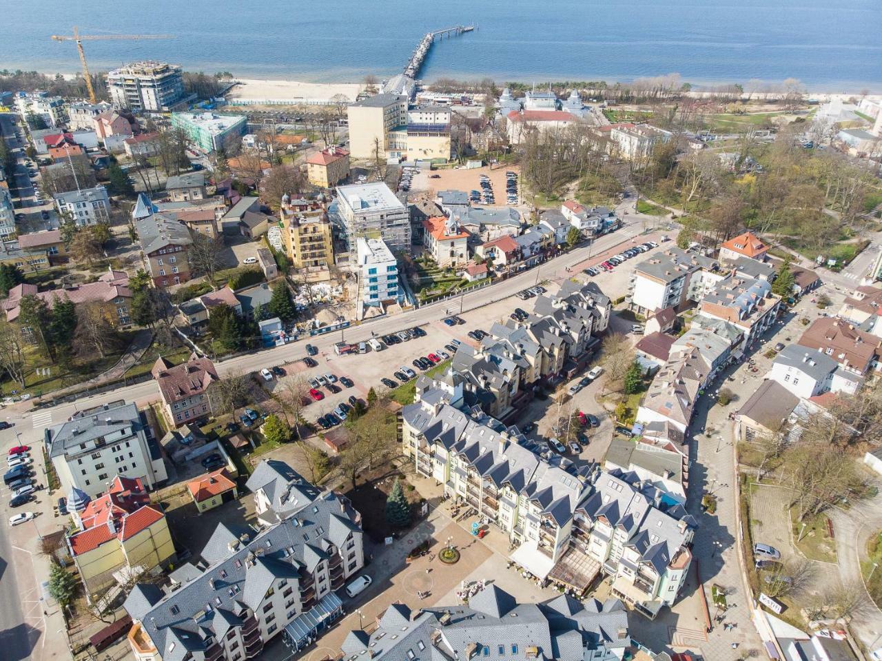 3-Bedroom Apartment Plac Neptuna By Noclegi Renters Miedzyzdroje Eksteriør billede