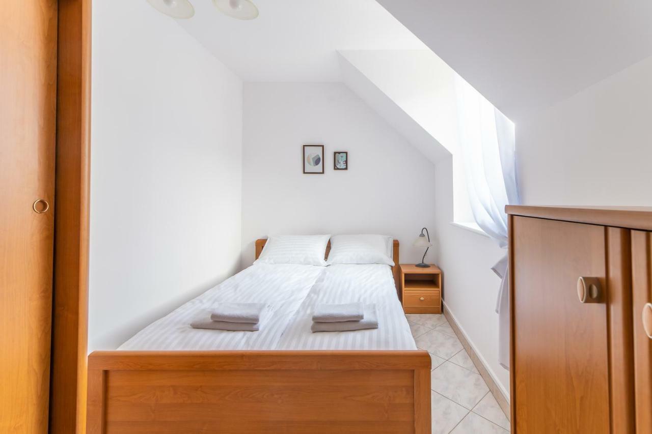 3-Bedroom Apartment Plac Neptuna By Noclegi Renters Miedzyzdroje Eksteriør billede