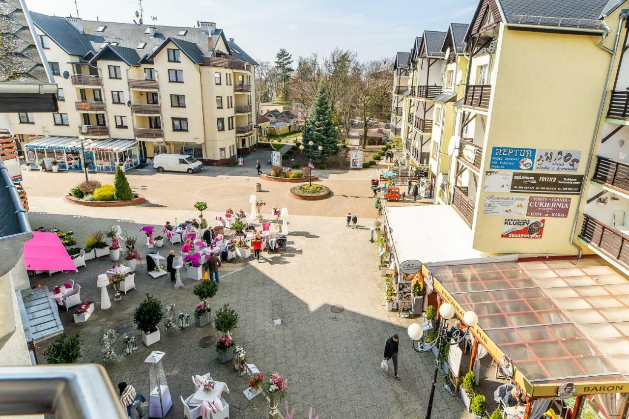 3-Bedroom Apartment Plac Neptuna By Noclegi Renters Miedzyzdroje Eksteriør billede