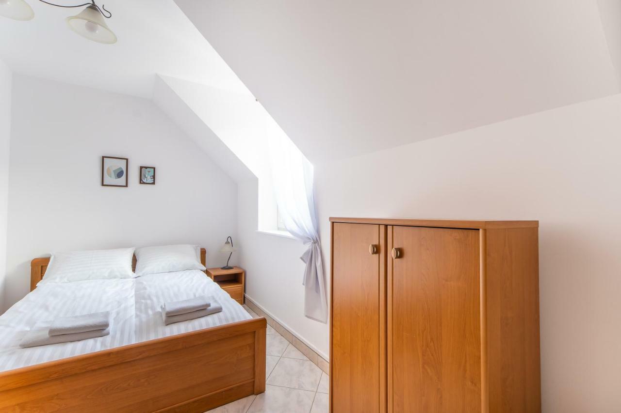 3-Bedroom Apartment Plac Neptuna By Noclegi Renters Miedzyzdroje Eksteriør billede